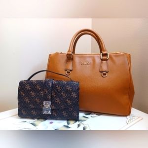 GUESS BUNDLE bag and wristlet